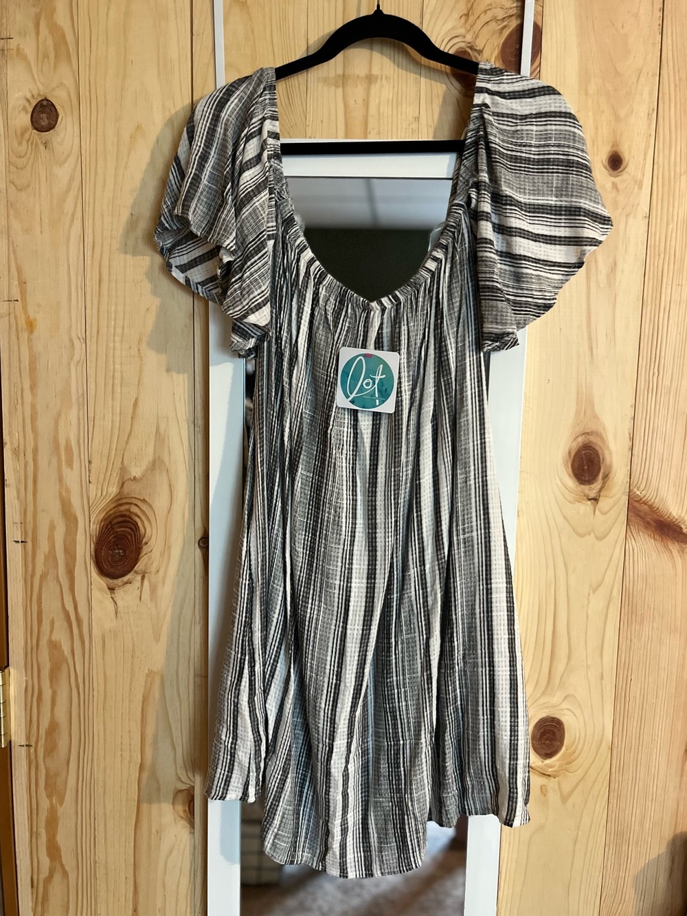 Mod Ref Boutique Beach Cover Up NWT $40